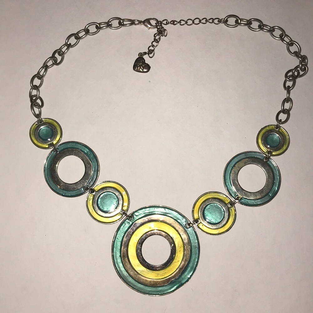 Turquoise circle necklace - Picture 3 of 4